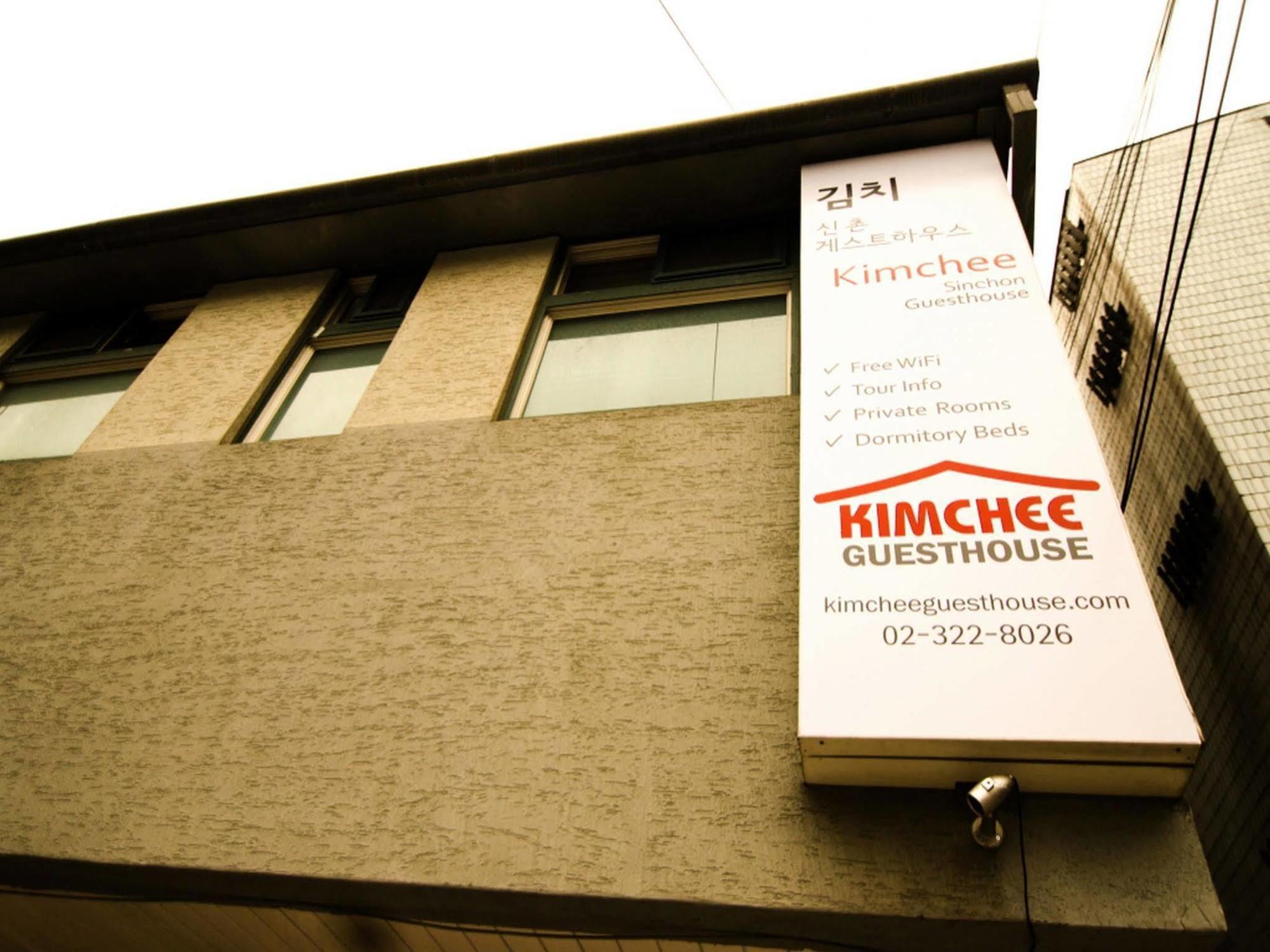 Kimchee Sinchon Guesthouse Сеул Екстер'єр фото